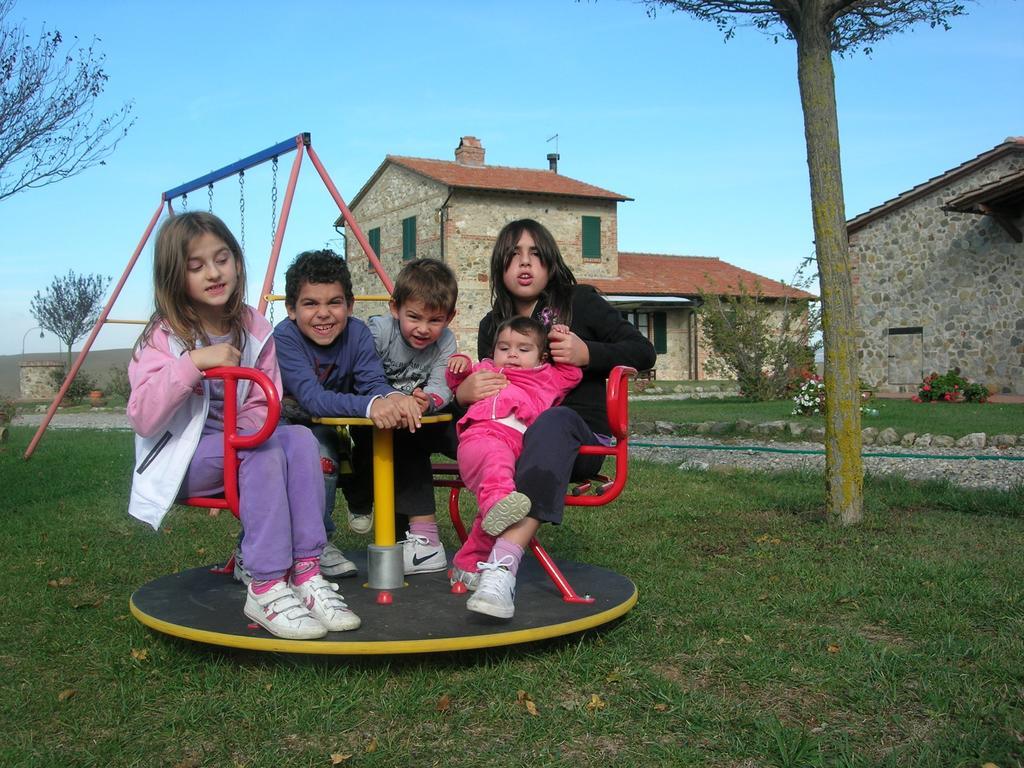 Agriturismo La Valle Del Sole Castiglione dʼOrcia Екстериор снимка